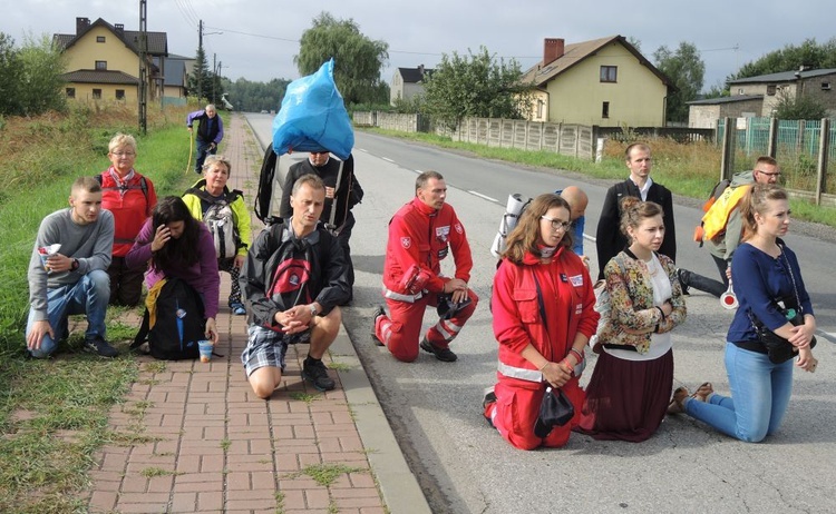 Jasna Góra już niedaleko - ostatni dzień pielgrzymowania