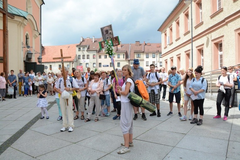 Szóstka zielona już wędruje