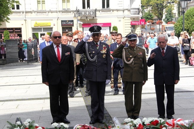 Dziękujemy za waszą służbę