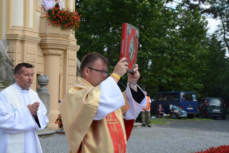 Pielgrzymkowa Eucharystia w Kamieniu Śl.