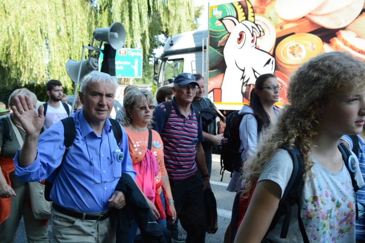 Wejście do Strzelec Opolskich