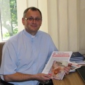 Ks. Sławomir Adamczyk zachęca do składania podpisów pod projektem ustawy o ochronie życia