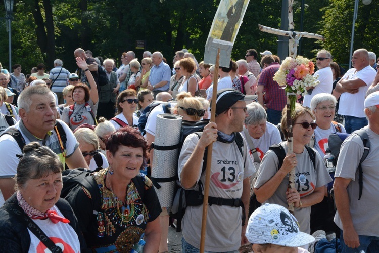 "Trójka" i "trzynastka" też u celu