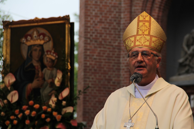 Pielgrzymka kobiet do Piekar (abp Jan Graubner)