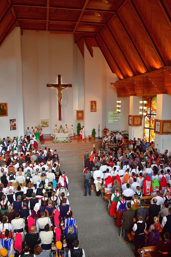 Folklor świata pod Giewontem - Msza św. o pokój na świecie