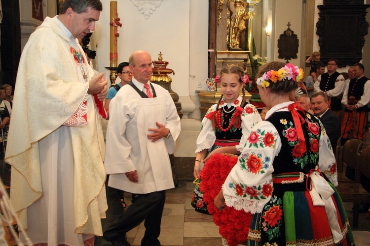 Dożynki w katedrze łowickiej