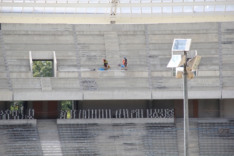 Stadion Śląski rok przed otwarciem