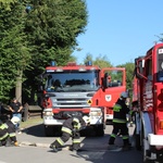 Pożar kościoła w Jawiszowicach - ćwiczenia strażaków