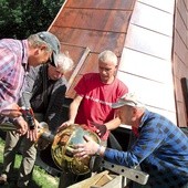 Zamknięcie kuli. Kolejne pokolenia otworzą ją najprawdopodobniej nie wcześniej niż za kilkadziesiąt lat.