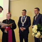 ​Bp Stefan Regmunt Honorowym Obywatelem Zielonej Góry