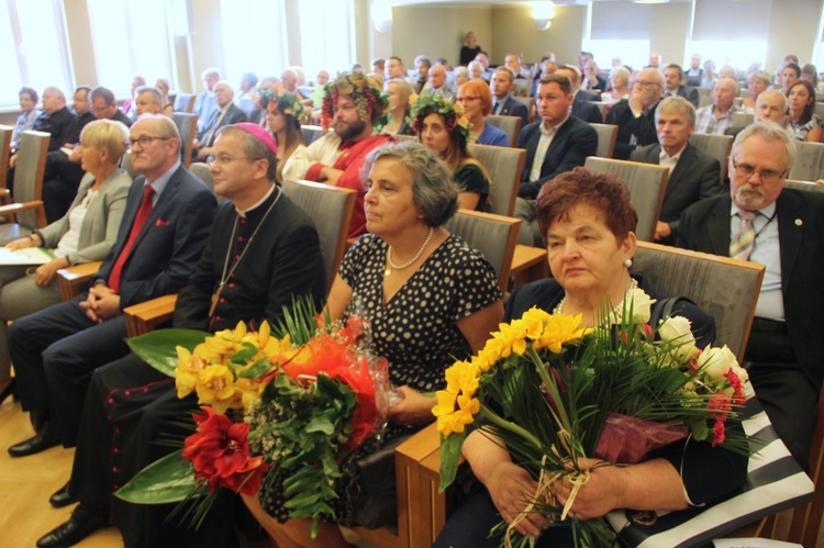 ​Bp Stefan Regmunt Honorowym Obywatelem Zielonej Góry