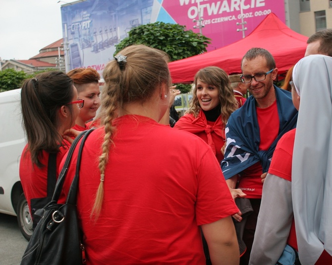 Studniówka Szlachetnej Paczki (cz. I - polonez)