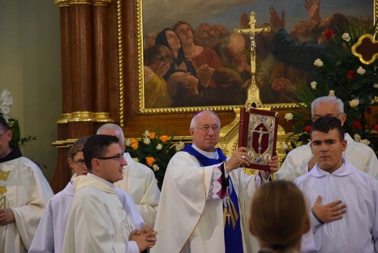 Powitanie ikony MB Częstochowskiej w parafii Wniebowstąpienia Pańskiego w Żyrardowie