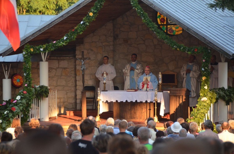 Maryjna wigilia w Sulisławicach 