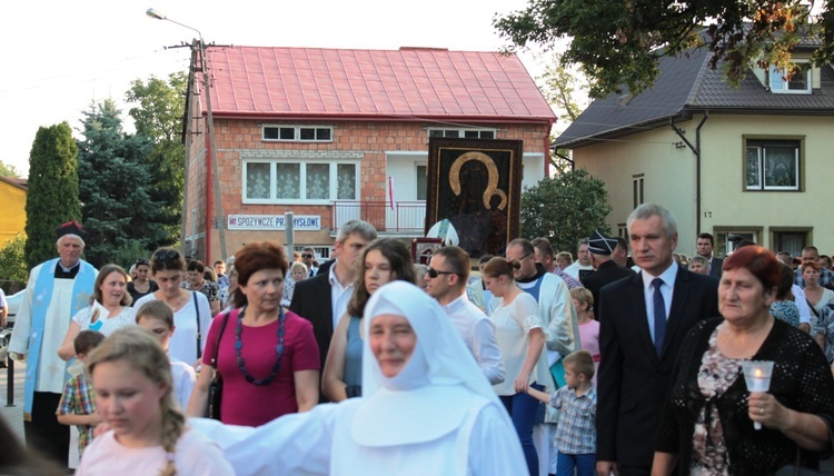 Powitanie ikony MB Częstochowskiej w Szymanowie