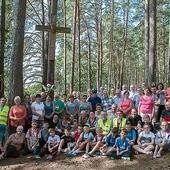 ▼	W jesiennej, jubileuszowej pielgrzymce śladami św. Jana Pawła II wzięło udział ponad 70 rowerowych pątników.