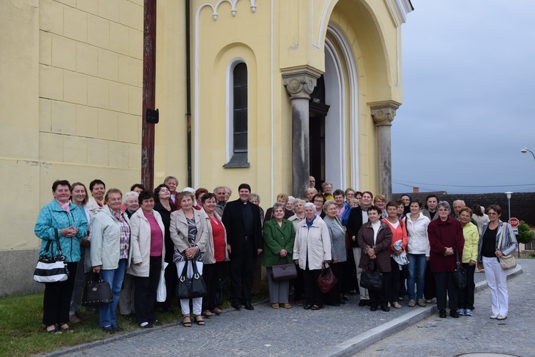 Wizyta abp. Skworca u śląskich kapłanów pracujących w Czechach