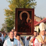 Powitanie ikony MB Częstochowskiej w Miedniewicach