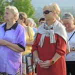 Bielszczanie pod krzyżem na Trzech Lipkach