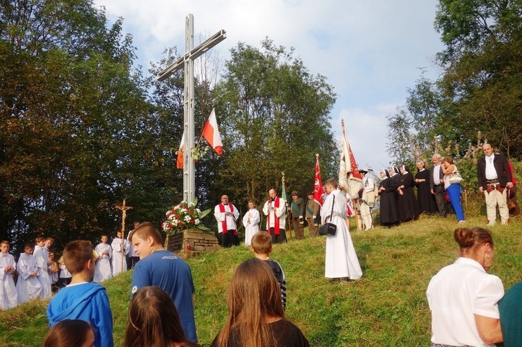 Krzyżowa modlitwa za ojczyznę