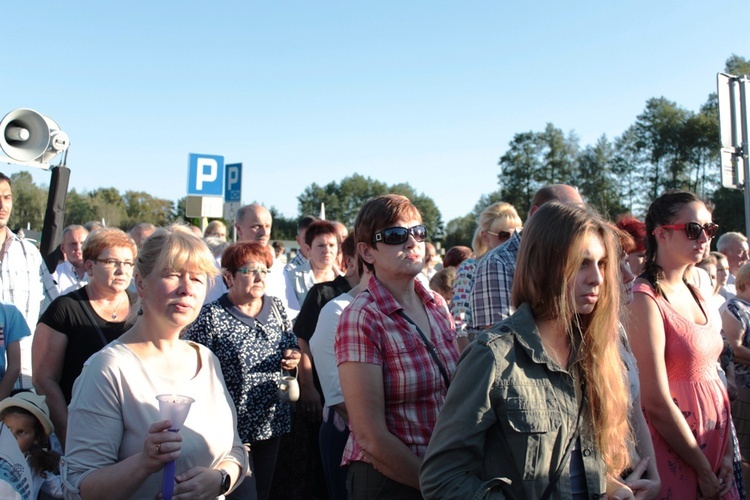 Powitanie ikony MB Częstochowskiej w Radziwiłłowie