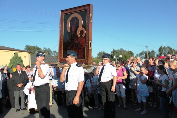 Powitanie ikony MB Częstochowskiej w Radziwiłłowie