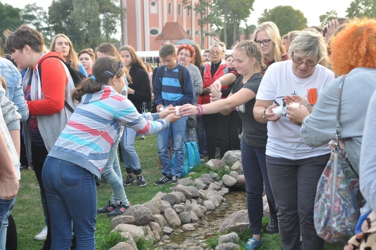 Czuwanie Młodych w Skrzatuszu, cz. II