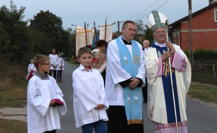 Powitanie ikony MB Częstochowskiej w Korabiewicach