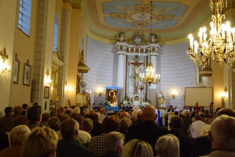 Powitanie ikony MB Częstochowskiej w Jeruzalu Skierniewickim