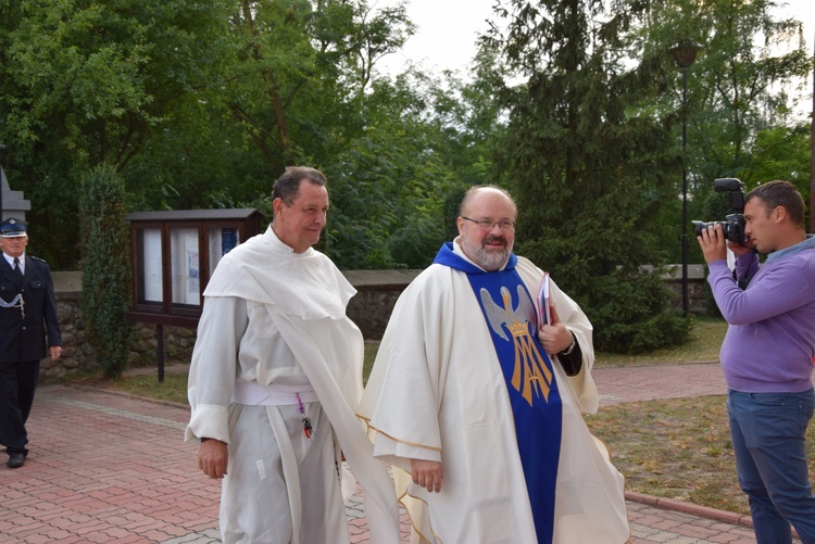 Powitanie ikony MB Częstochowskiej w Jeruzalu Skierniewickim