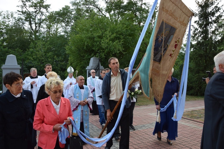 Powitanie ikony MB Częstochowskiej w Jeruzalu Skierniewickim