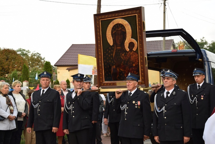 Powitanie ikony MB Częstochowskiej w Jeruzalu Skierniewickim