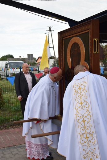 Powitanie ikony MB Częstochowskiej w Jeruzalu Skierniewickim