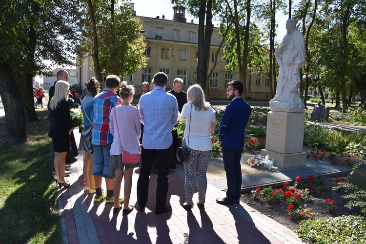 Statuetka św. Stanisława Kostki