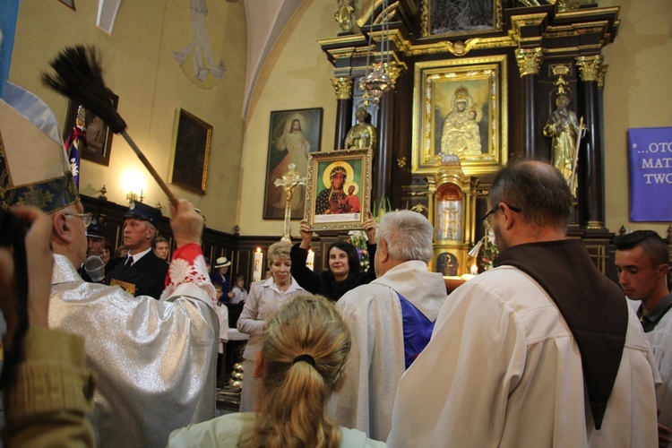 Powitanie ikony MB Częstochowskiej w Chojnacie