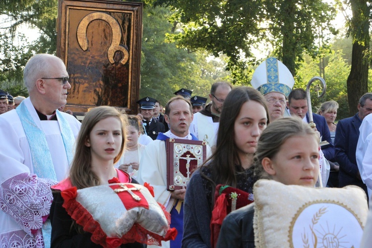 Powitanie ikony MB Częstochowskiej w Chojnacie