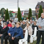 Powitanie MB Częstochowskiej w parafii św. o. Pio w Mszczonowie