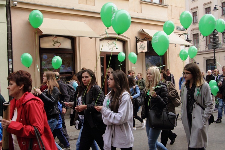 Marsz Nadziei i Życia Fundacji Urszuli Smok "Podaruj Życie" 2016