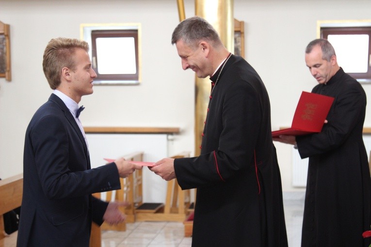 Nowi klerycy diecezji bielsko-żywieckiej AD 2016