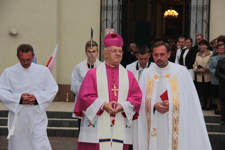 Powitanie ikony MB Częstochowskiej w Żdżarach