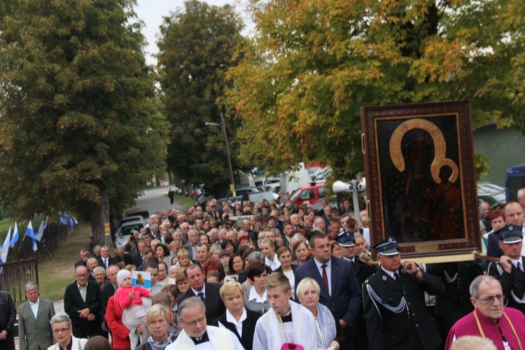 Powitanie ikony MB Częstochowskiej w Żdżarach