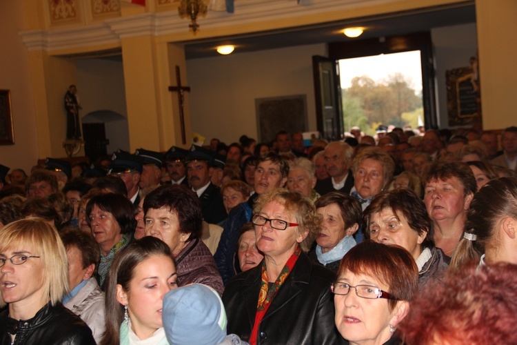 Powitanie ikony MB Częstochowskiej w Żdżarach