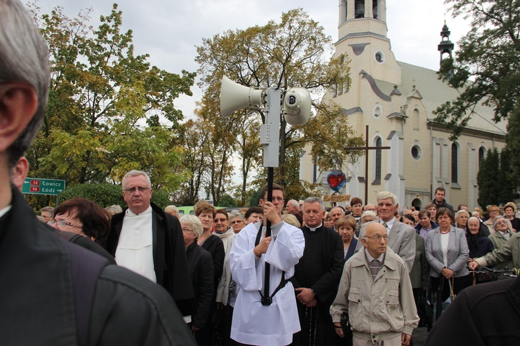 XII Pielgrzymka Kół Żywego Różańca do Domaniewic