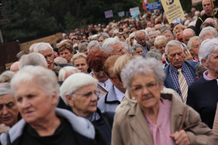 XII Pielgrzymka Kół Żywego Różańca do Domaniewic