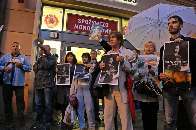 Biały protest, czyli modlitwa o życie dla bezbronnych