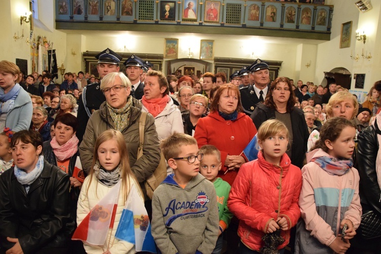 Powitanie ikony MB Częstochowskiej w Krzemienicy