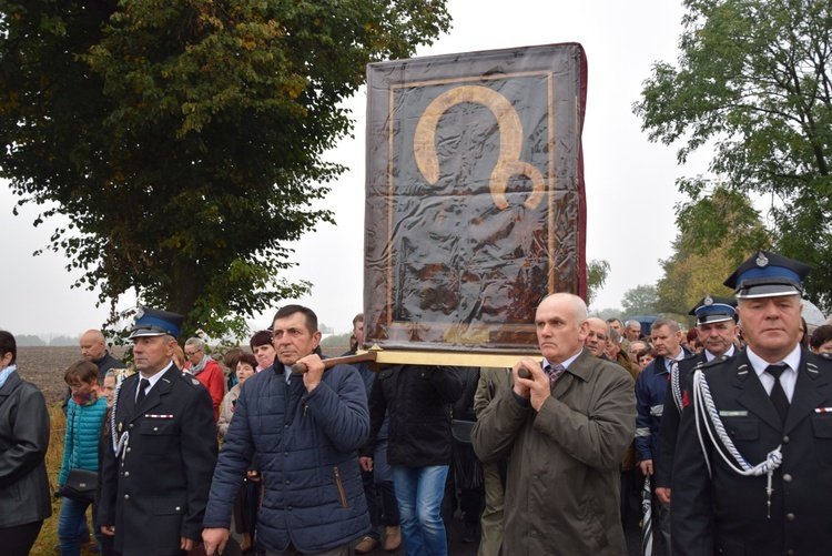 Powitanie ikony MB Częstochowskiej w Krzemienicy