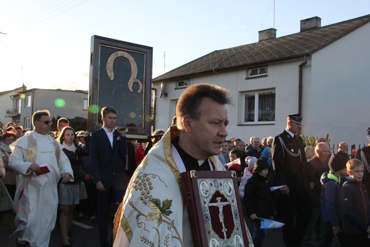 Powitanie ikony MB Częstochowskiej w Czerniewicach