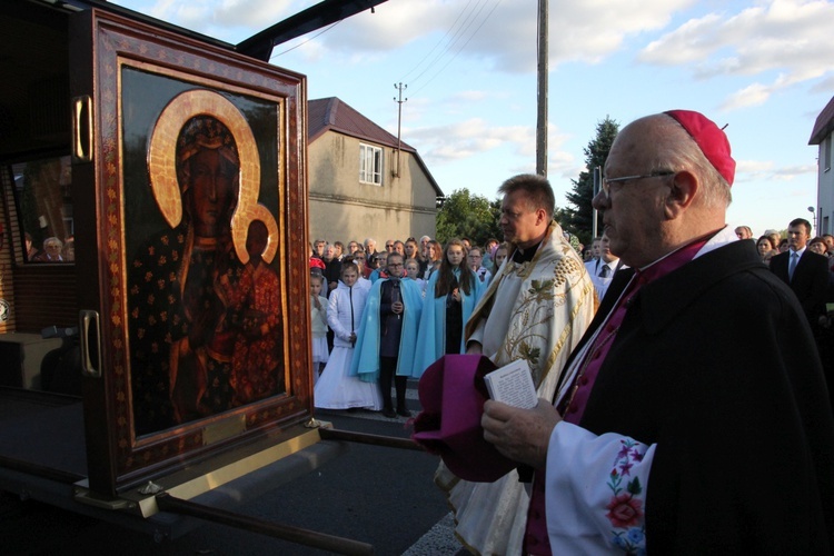 Powitanie ikony MB Częstochowskiej w Czerniewicach