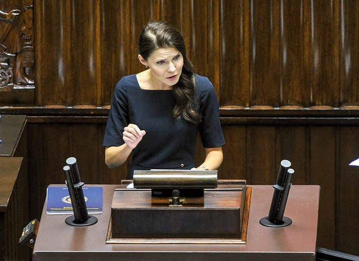 Prawniczka z Białegostoku dr Joanna Banasiuk prezentowała w Sejmie obywatelski projekt o całkowitym zakazie aborcji.